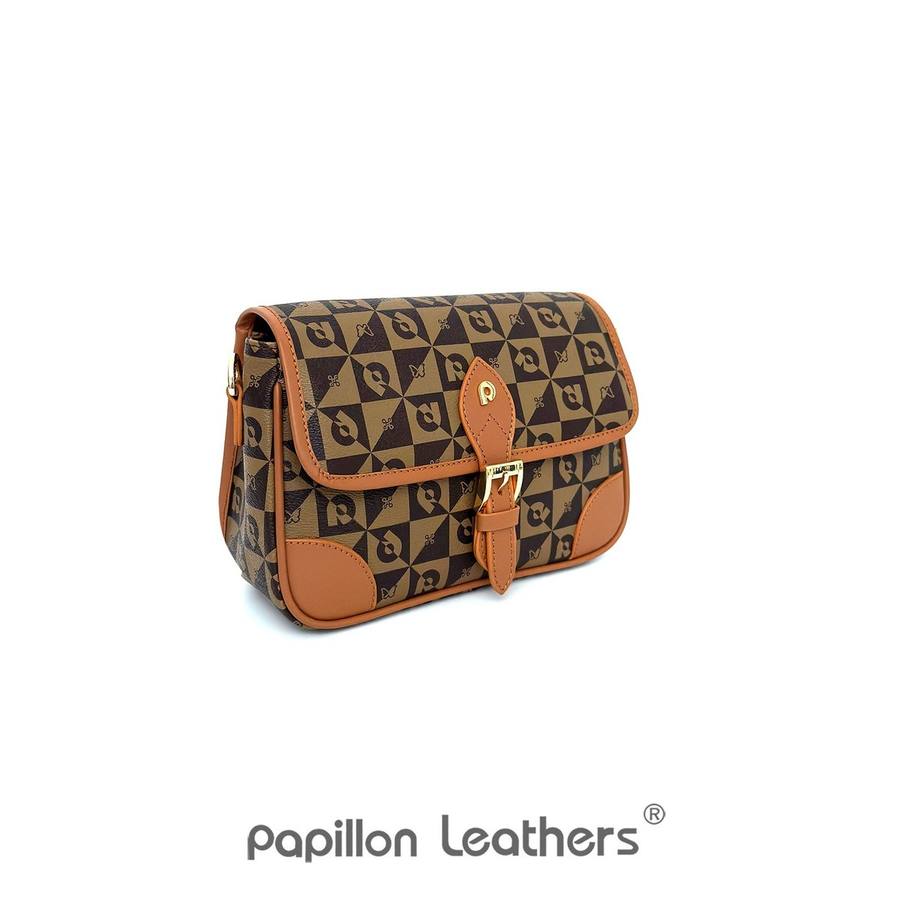 Detail jahitan tas Papillon yang rapi dari toko tas Papillon Bandung
