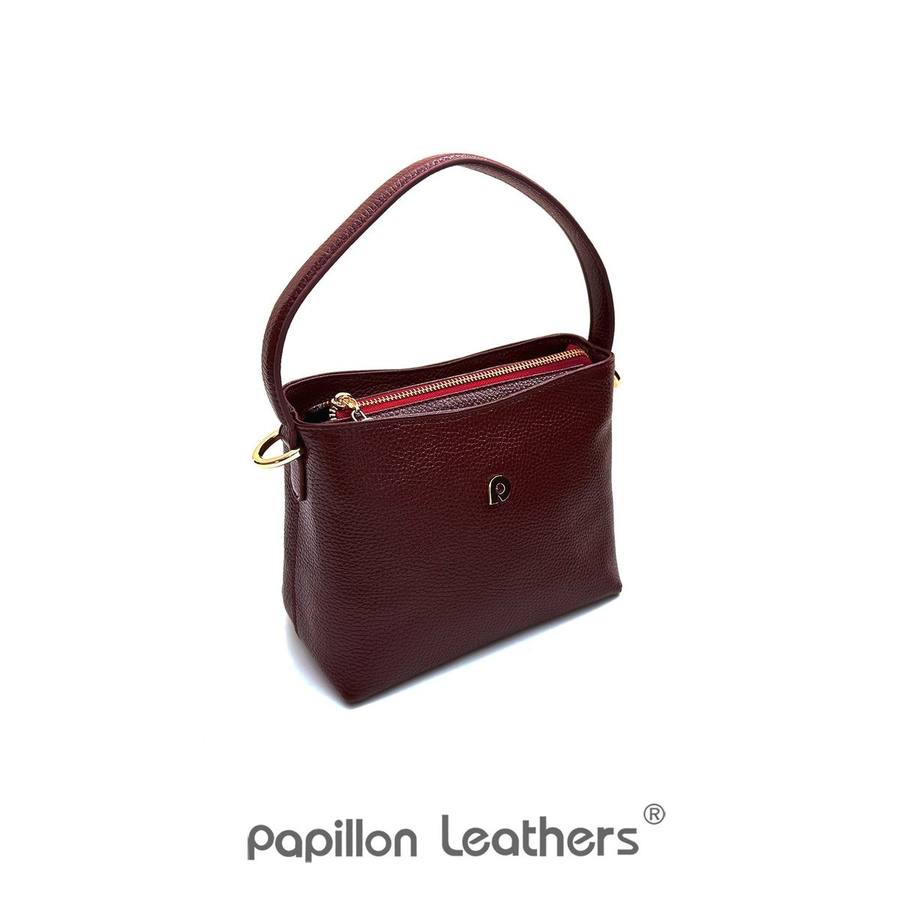 Tas kulit Papillon siap dikemas sebagai hadiah