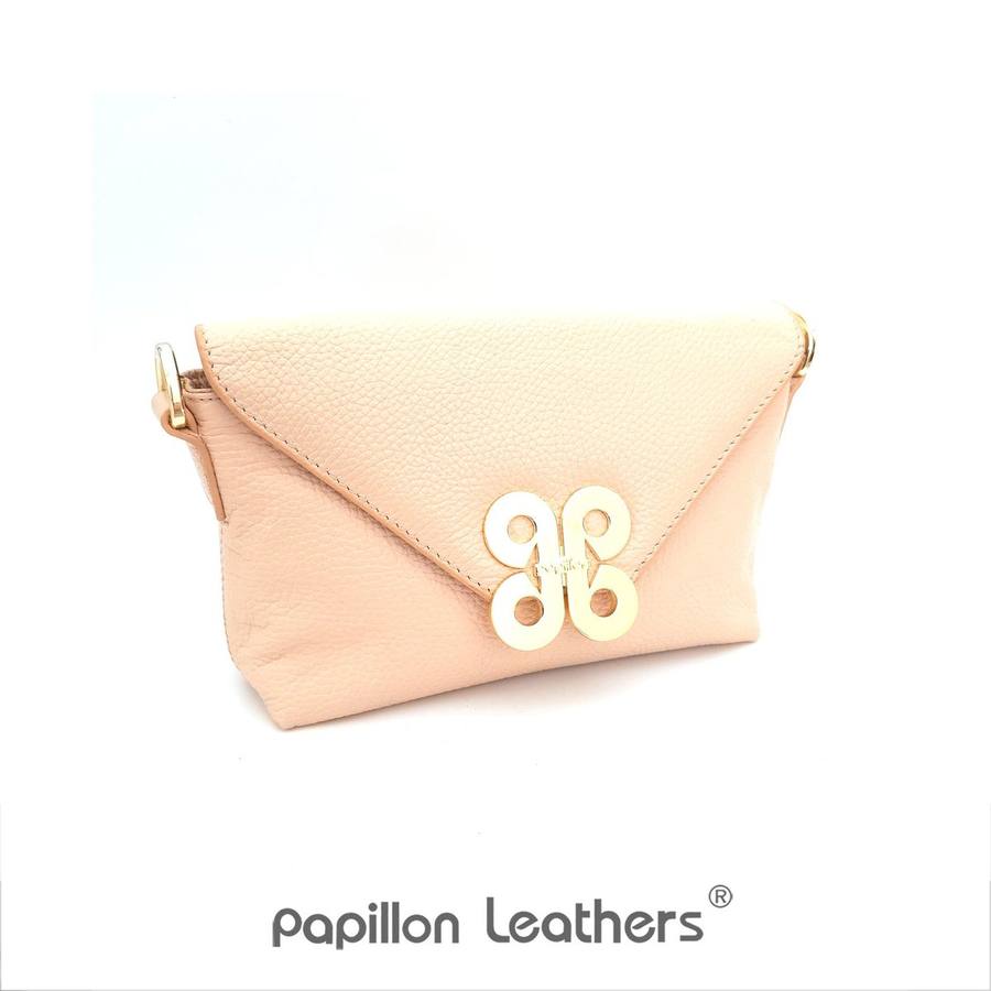 Detail kulit dan hardware pada tas Papillon asli
