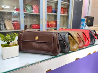 Dompet Papillon Leathers D964