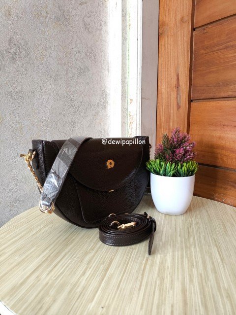 stok tas kulit siap dijual dengan harga grosir tas Papillon